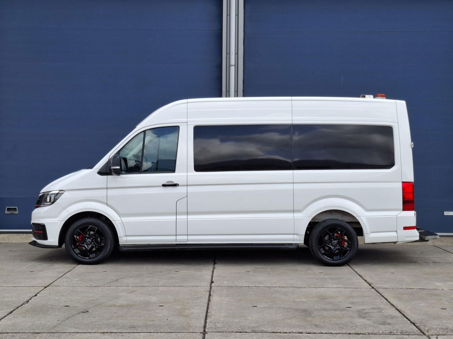 Volkswagen Crafter 35 2.0 TDI L3H3 Highline AIRCO / CRUISE CONTROLE / NAVI / EURO 6