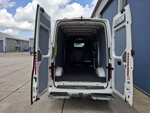 Volkswagen Crafter 35 2.0 TDI L3H3 Highline AIRCO / CRUISE CONTROLE / NAVI / EURO 6