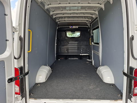 Volkswagen Crafter 35 2.0 TDI L3H3 Highline AIRCO / CRUISE CONTROLE / NAVI / EURO 6