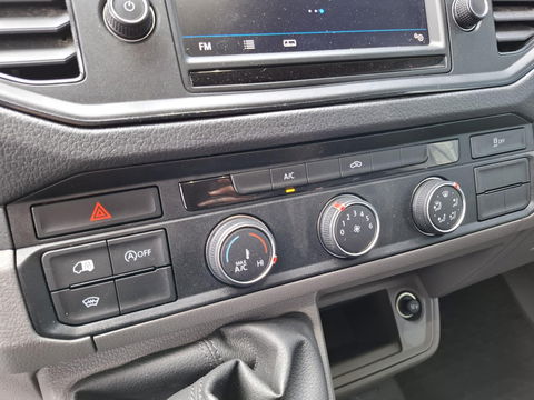 Volkswagen Crafter 35 2.0 TDI L3H3 Highline AIRCO / CRUISE CONTROLE / NAVI / EURO 6
