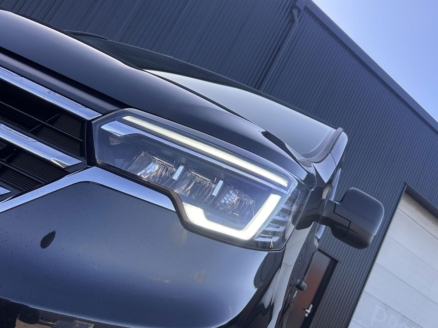Renault Trafic 2.0 dCi L2H1 | LED | Apple Carplay | Weinig KM