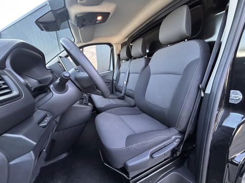 Renault Trafic 2.0 dCi L2H1 | LED | Apple Carplay | Weinig KM