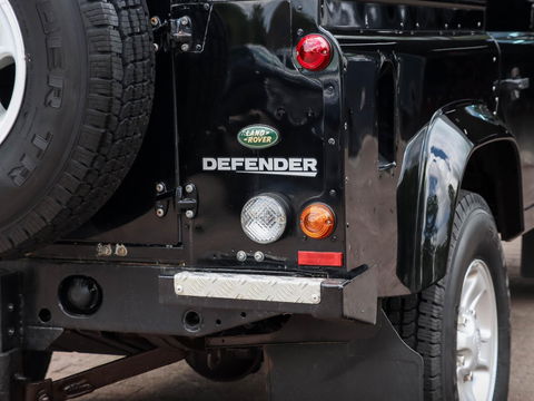 Land Rover Defender 2.4 TD 110 S | 65.000 KM | 7 zits | Leder | in Topconditie!