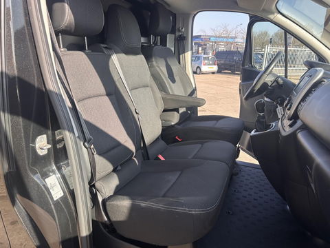 Renault Trafic 2.0 170pk EDC L2H1 Luxe | 2x schuifdeur | MARGE | Sidesteps | Sport | Automaat |