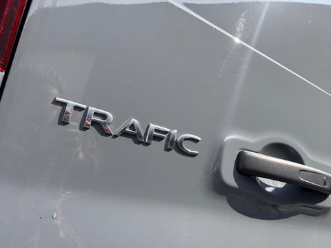 Renault Trafic 2.0 dCi 170PK L2H1 Luxe | LED | LMV | 2x Schuifdeur | R-Link | Carplay