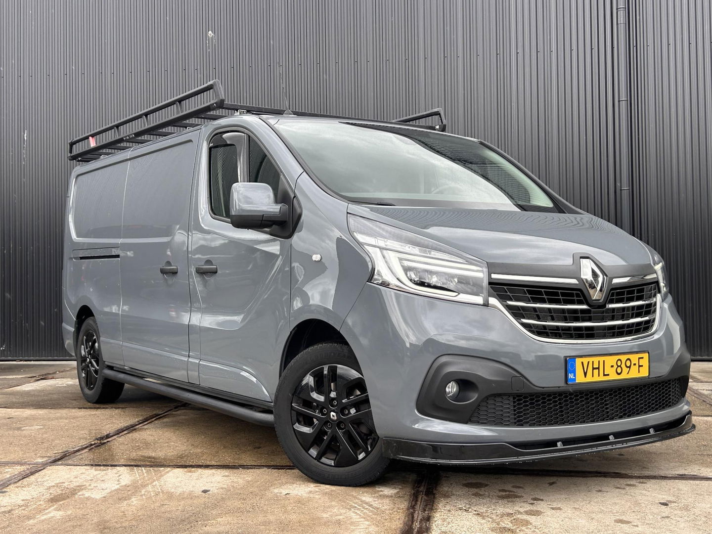 Renault Trafic 2.0 dCi 170PK L2H1 Luxe | 2x schuifdeur| LED | Camera | Keyless | Formula Sport |