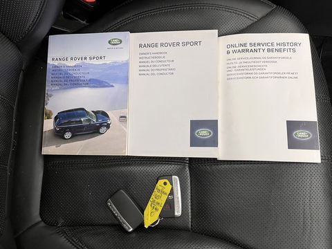 Land Rover Range Rover Sport 4.4 SDV8 Autobiography Dynamic Aut. *PANO | LUXURY-LEATHER | BI-XENON | DIGI-COCKPIT | MERIDIAN-AUDIO | AIR-SUSPENSION | HEATED/COOLED-COMFORTSEATS | CARPLAY | LANE-ASSIST | CAMERA | SHIFT-PADDLES | TOWBAR | 22''ALU*