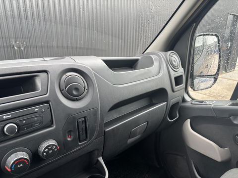 Renault Master T35 2.3 dCi L2H3 145PK | Camera | 12 maanden APK | Cruise Control