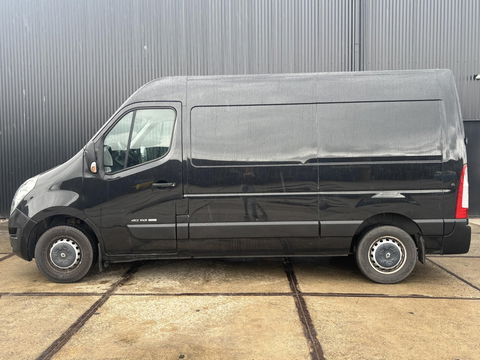 Renault Master T35 2.3 dCi L2H3 145PK | Camera | 12 maanden APK | Cruise Control