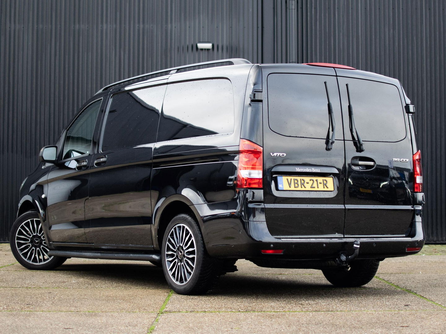 Mercedes-Benz Vito 119 CDI Lang | LED | 2x SCHUIF | LEDER |