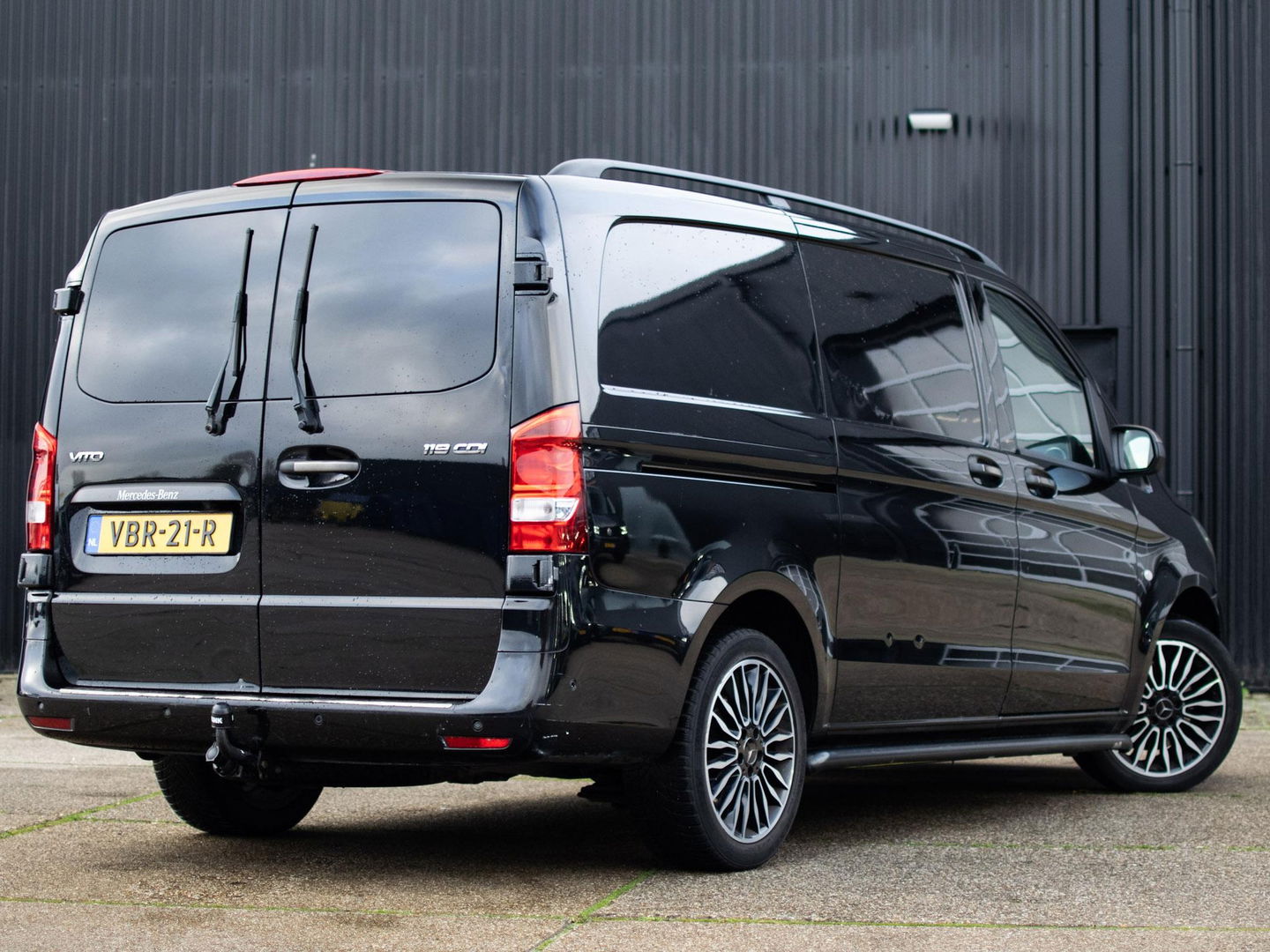 Mercedes-Benz Vito 119 CDI Lang | LED | 2x SCHUIF | LEDER |