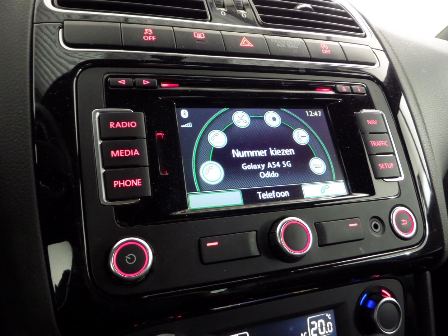 Volkswagen Polo 1.4 TSI BlueGT Xenon-LED Navigatie Bluetooth Parkeersensoren, van 2e eigenaar in uniek mooie staat !