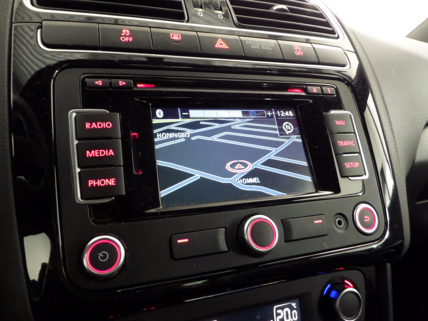 Volkswagen Polo 1.4 TSI BlueGT Xenon-LED Navigatie Bluetooth Parkeersensoren, van 2e eigenaar in uniek mooie staat !