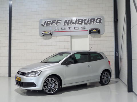 Volkswagen Polo 1.4 TSI BlueGT Xenon-LED Navigatie Bluetooth Parkeersensoren, van 2e eigenaar in uniek mooie staat !