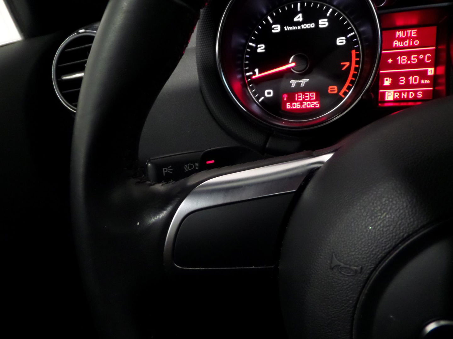 Audi TT 2.0 TFSI Pro Line "Automaat" Leer Xenon Navigatie Bluetooth Youngtimer Stoelverw, van 2e eigenaar in zeer nette staat !
