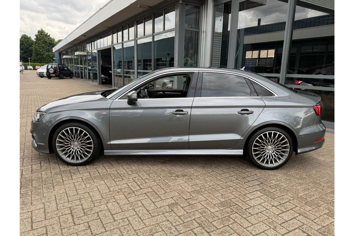 Audi A3 1.4 TFSI S-LINE AMBITION 125PK AIRCO STOELVERW.