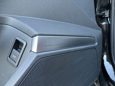 Audi RS3 Sportback 2.5 TFSI Quattro Pano|Ceramic|HuD|B&O|Mem