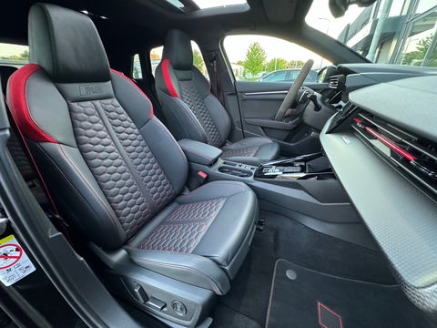 Audi RS3 Sportback 2.5 TFSI Quattro Pano|Ceramic|HuD|B&O|Mem