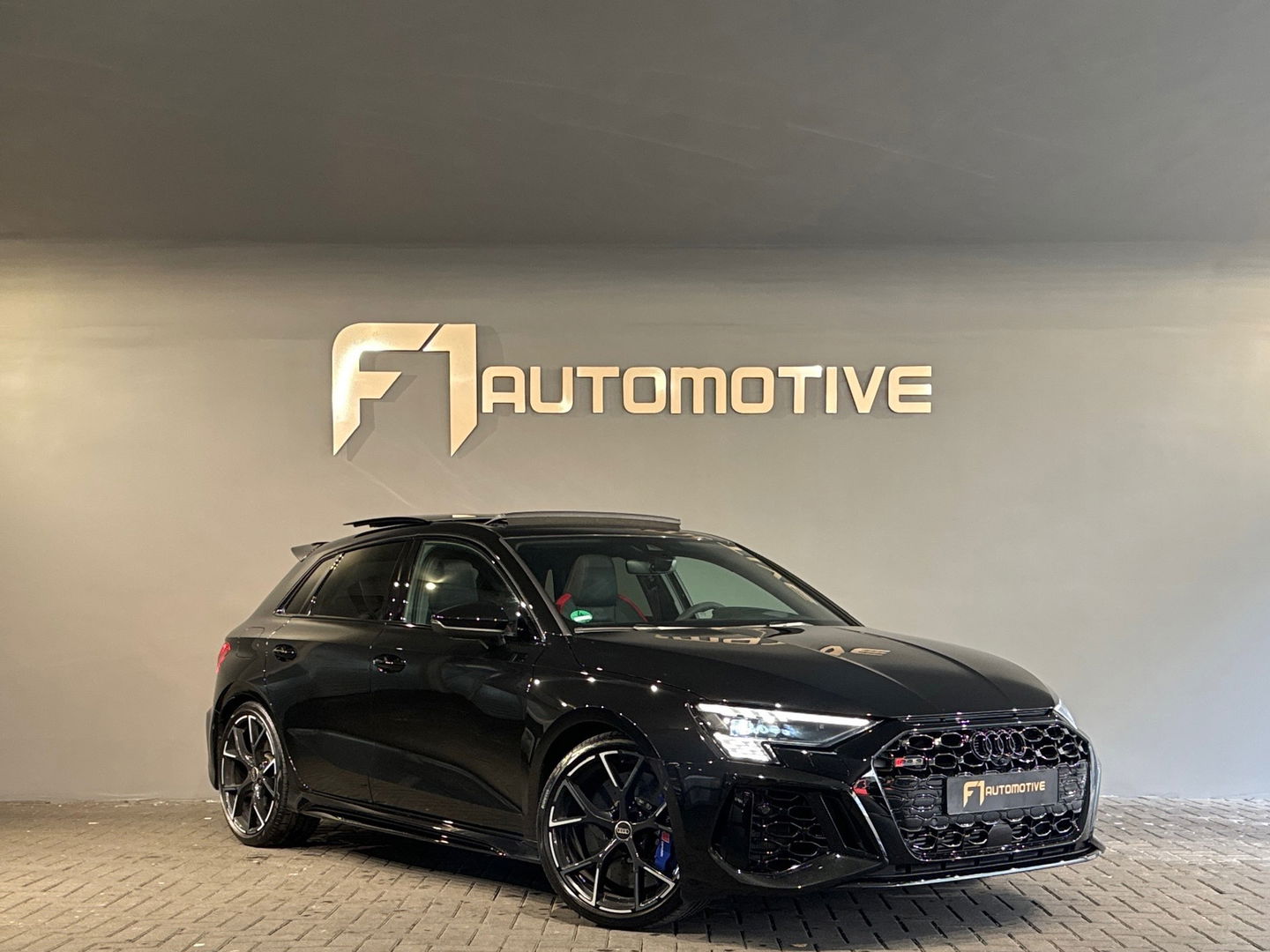 Audi RS3 Sportback 2.5 TFSI Quattro Pano|Ceramic|HuD|B&O|Mem
