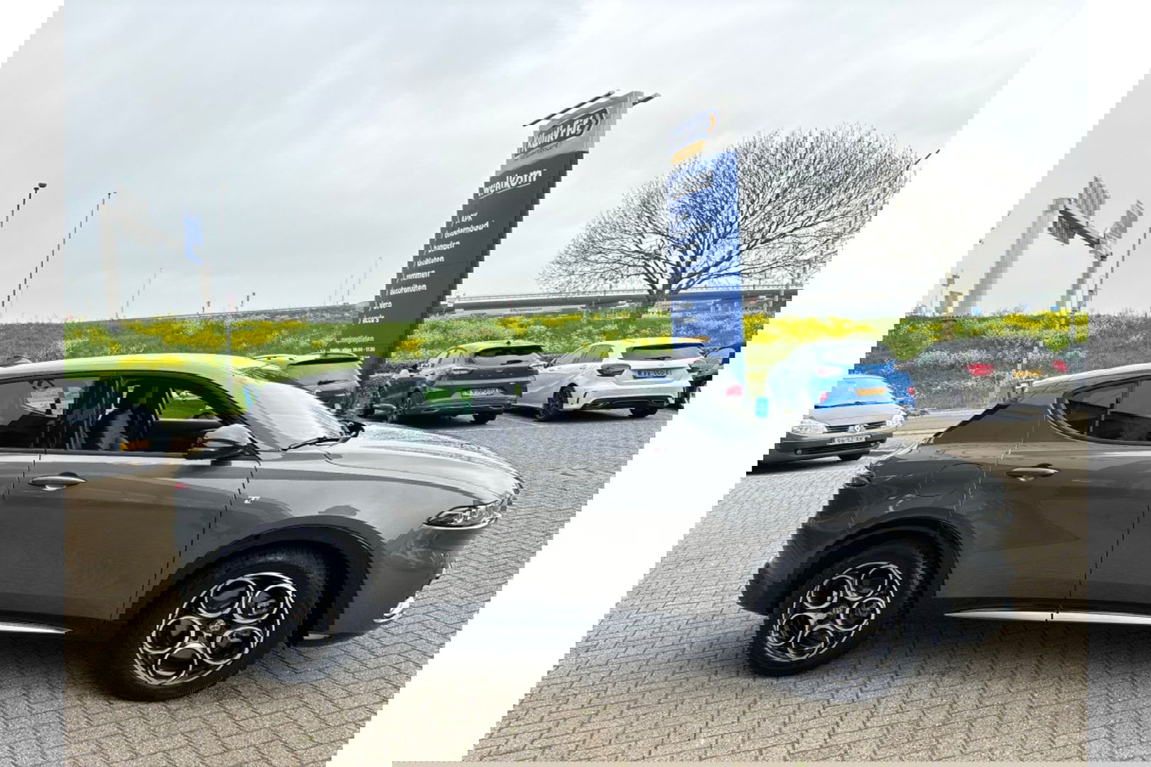 Alfa Romeo Tonale 1.5T HYBRID TI NAVI PDC-CAMERA VIRTUALCOCKPIT.