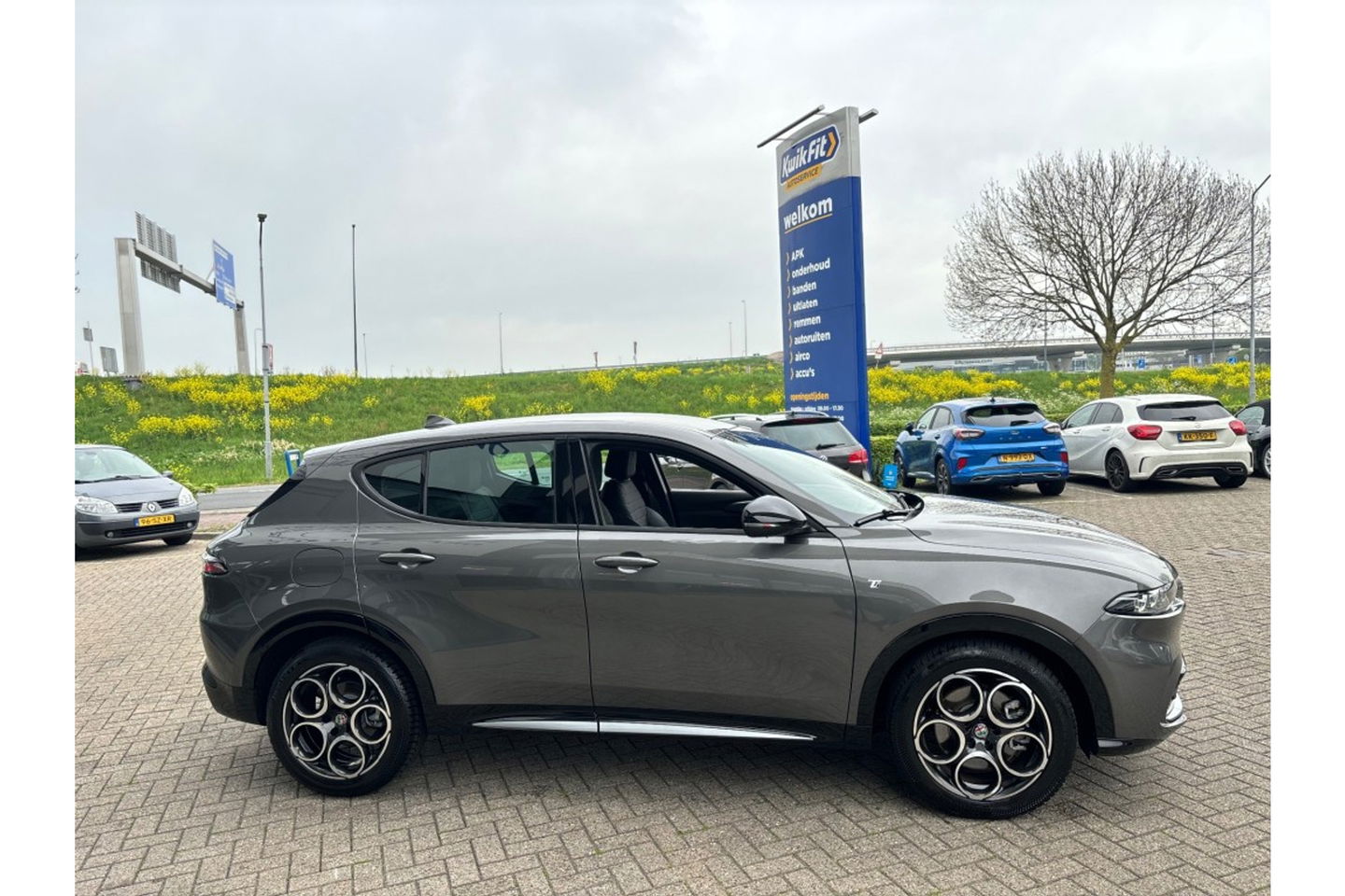 Alfa Romeo Tonale 1.5T HYBRID TI NAVI PDC-CAMERA VIRTUALCOCKPIT.