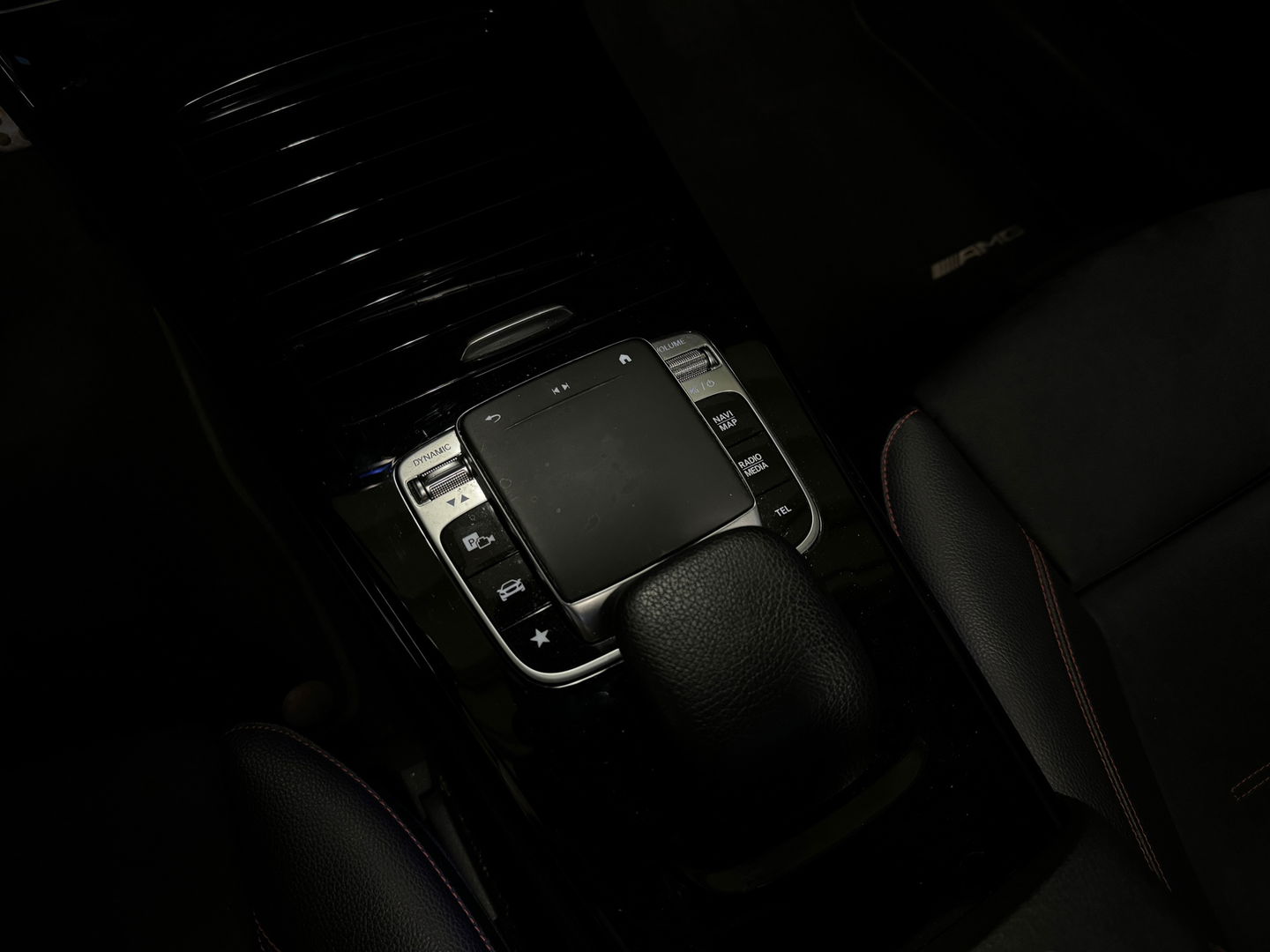 Mercedes-Benz CLA-Klasse 220 4MATIC AMG Pano|Sfeer|Cam|Keyles