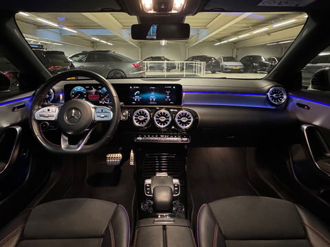 Mercedes-Benz CLA-Klasse 220 4MATIC AMG Pano|Sfeer|Cam|Keyles