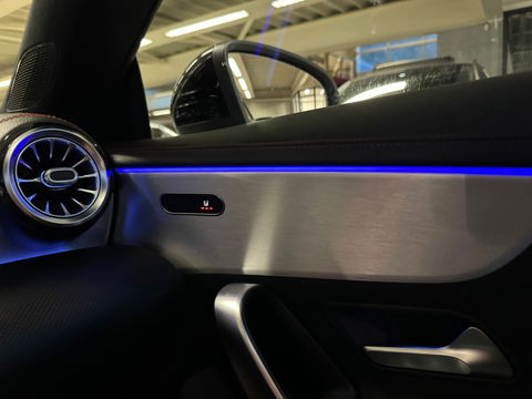 Mercedes-Benz CLA-Klasse 220 4MATIC AMG Pano|Sfeer|Cam|Keyles