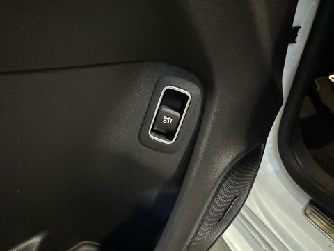 Mercedes-Benz CLA-Klasse 220 4MATIC AMG Pano|Sfeer|Cam|Keyles