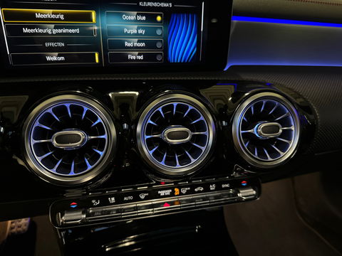 Mercedes-Benz CLA-Klasse 220 4MATIC AMG Pano|Sfeer|Cam|Keyles