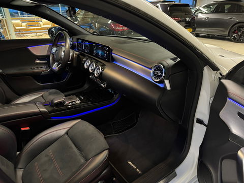 Mercedes-Benz CLA-Klasse 220 4MATIC AMG Pano|Sfeer|Cam|Keyles