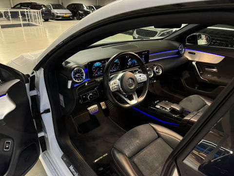 Mercedes-Benz CLA-Klasse 220 4MATIC AMG Pano|Sfeer|Cam|Keyles