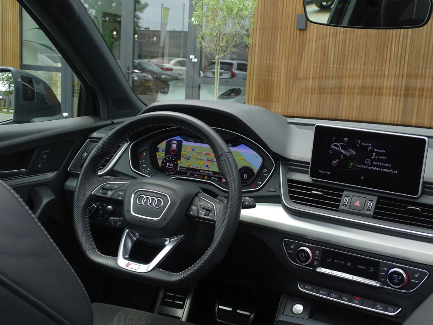 Audi Q5 2.0 TFSI 252PK Quattro / S-line / B&O / Head-Up / LED