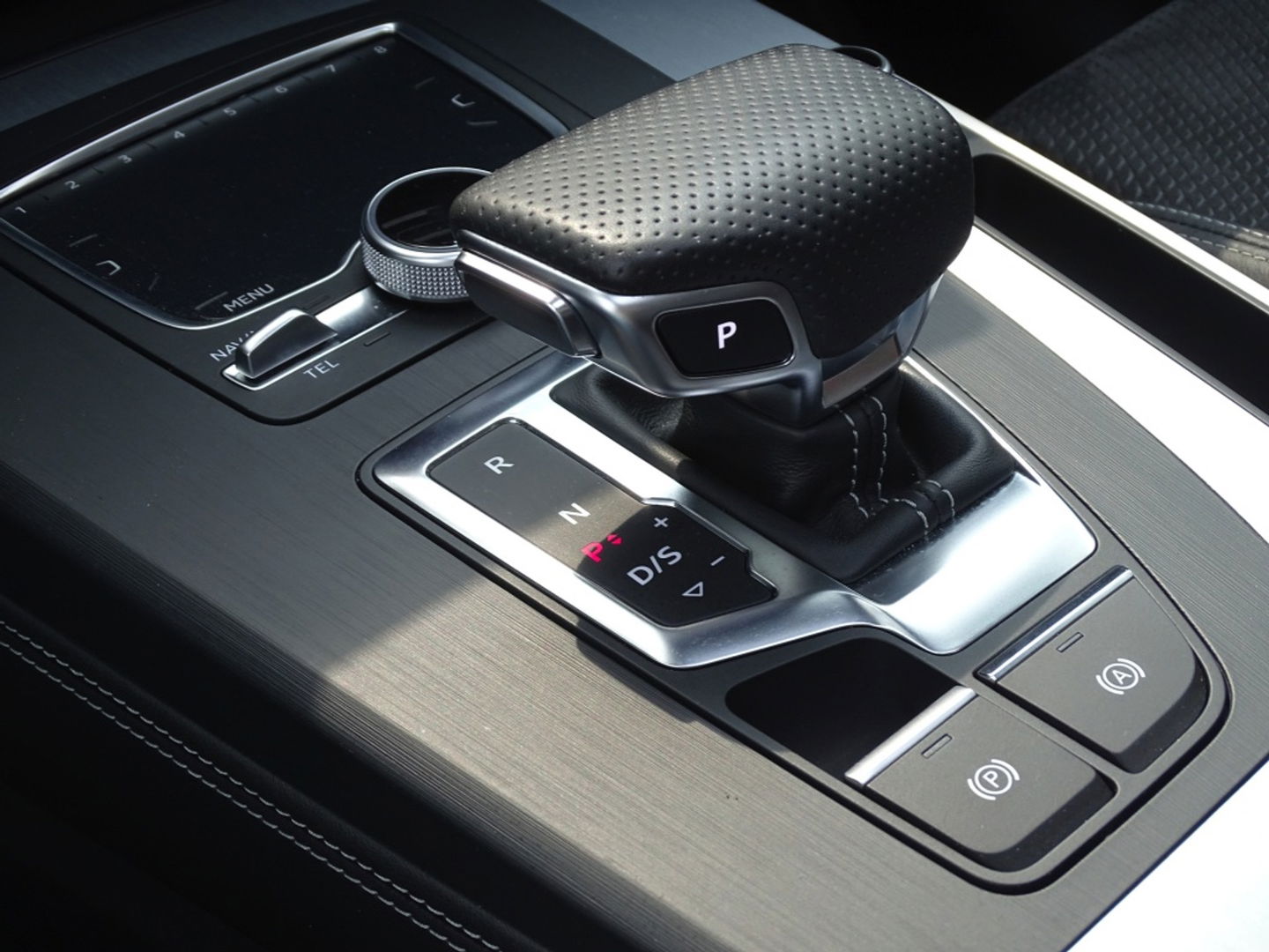 Audi Q5 2.0 TFSI 252PK Quattro / S-line / B&O / Head-Up / LED