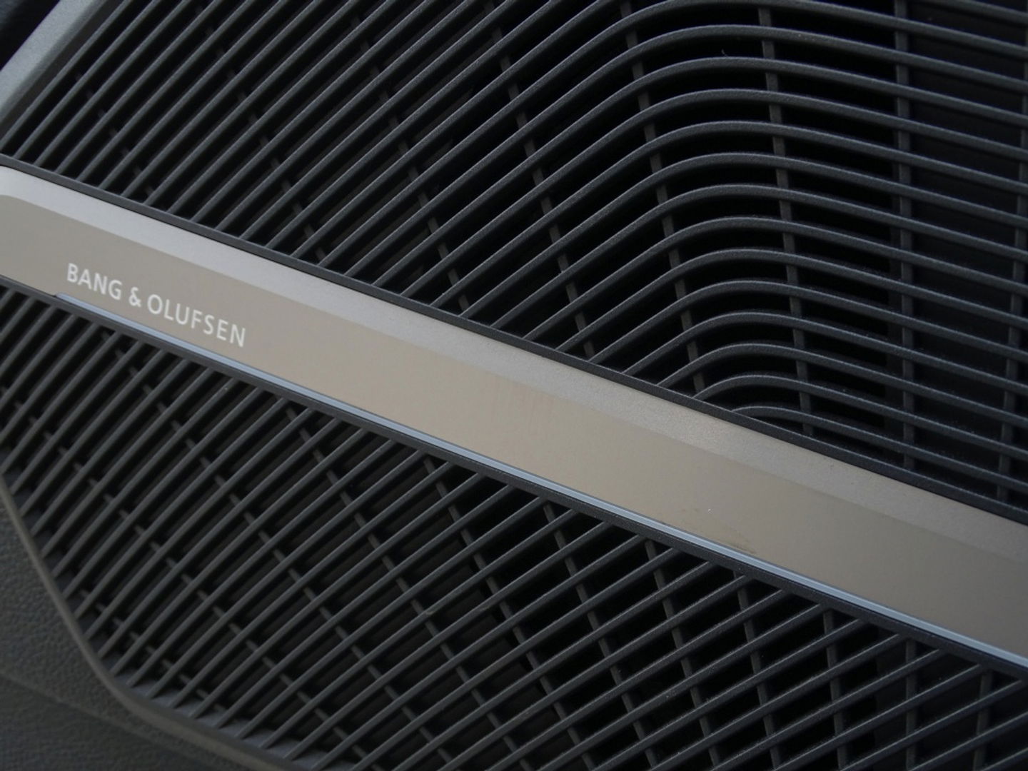 Audi Q5 2.0 TFSI 252PK Quattro / S-line / B&O / Head-Up / LED