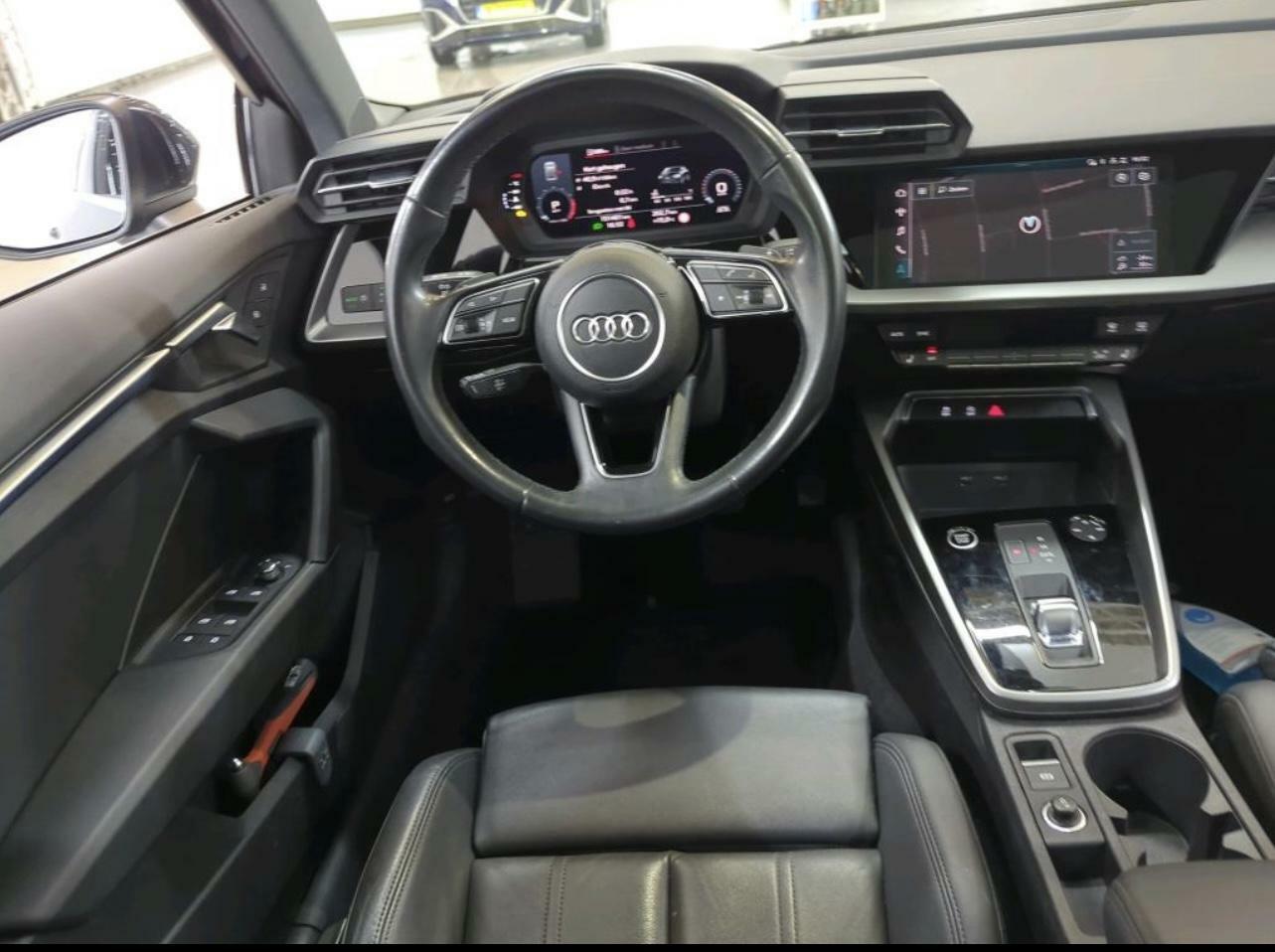 Audi A3 Limousine 35 TFSI S edition Pano Virtual Trekhaak