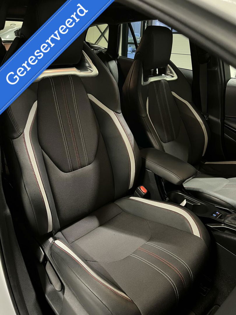 Toyota Corolla Touring Sports 2.0 Hybrid GR-Sport Plus Pano
