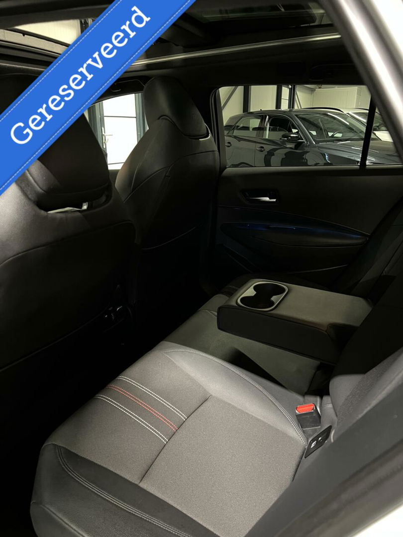 Toyota Corolla Touring Sports 2.0 Hybrid GR-Sport Plus Pano