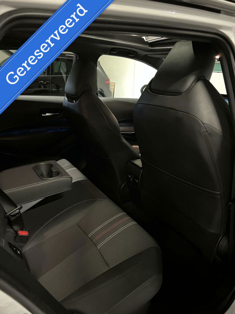 Toyota Corolla Touring Sports 2.0 Hybrid GR-Sport Plus Pano