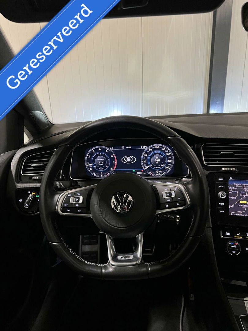 Volkswagen Golf 1.5 TSI 150PK 3X R-line Pano Virtual Sfeer