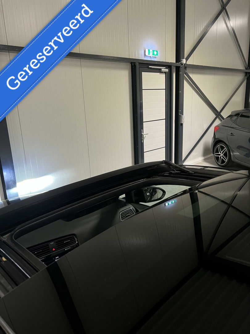 Volkswagen Golf 1.5 TSI 150PK 3X R-line Pano Virtual Sfeer