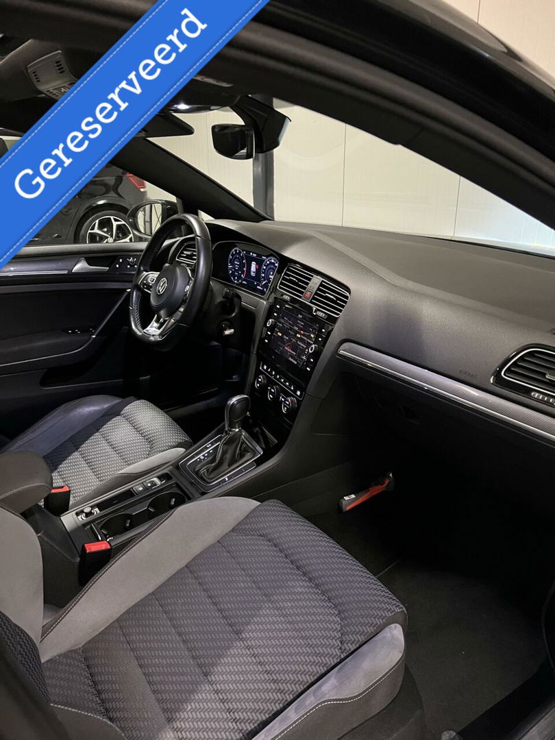 Volkswagen Golf 1.5 TSI 150PK 3X R-line Pano Virtual Sfeer