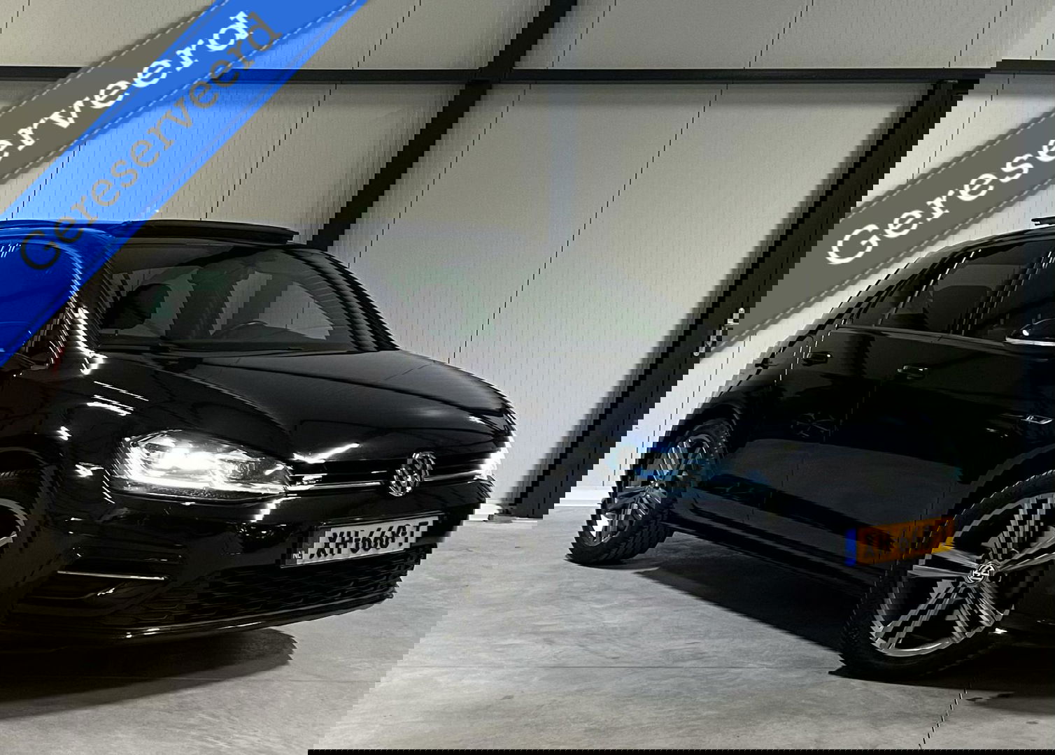 Volkswagen Golf 1.5 TSI 150PK 3X R-line Pano Virtual Sfeer