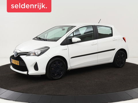 Toyota Yaris 1.5 Hybrid Aspiration | Trekhaak | Camera | Climate control | Cruise control | Bluetooth | LED