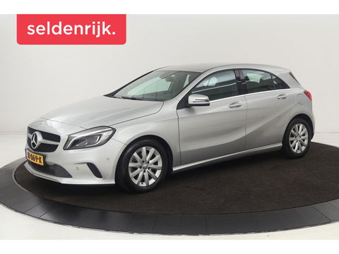 Mercedes-Benz A-Klasse 180 Ambition | Stoelverwarming | Full LED | Sportstoelen | Navigatie | Half leder | Park Assist | Cruise control | Airco | Bluetooth
