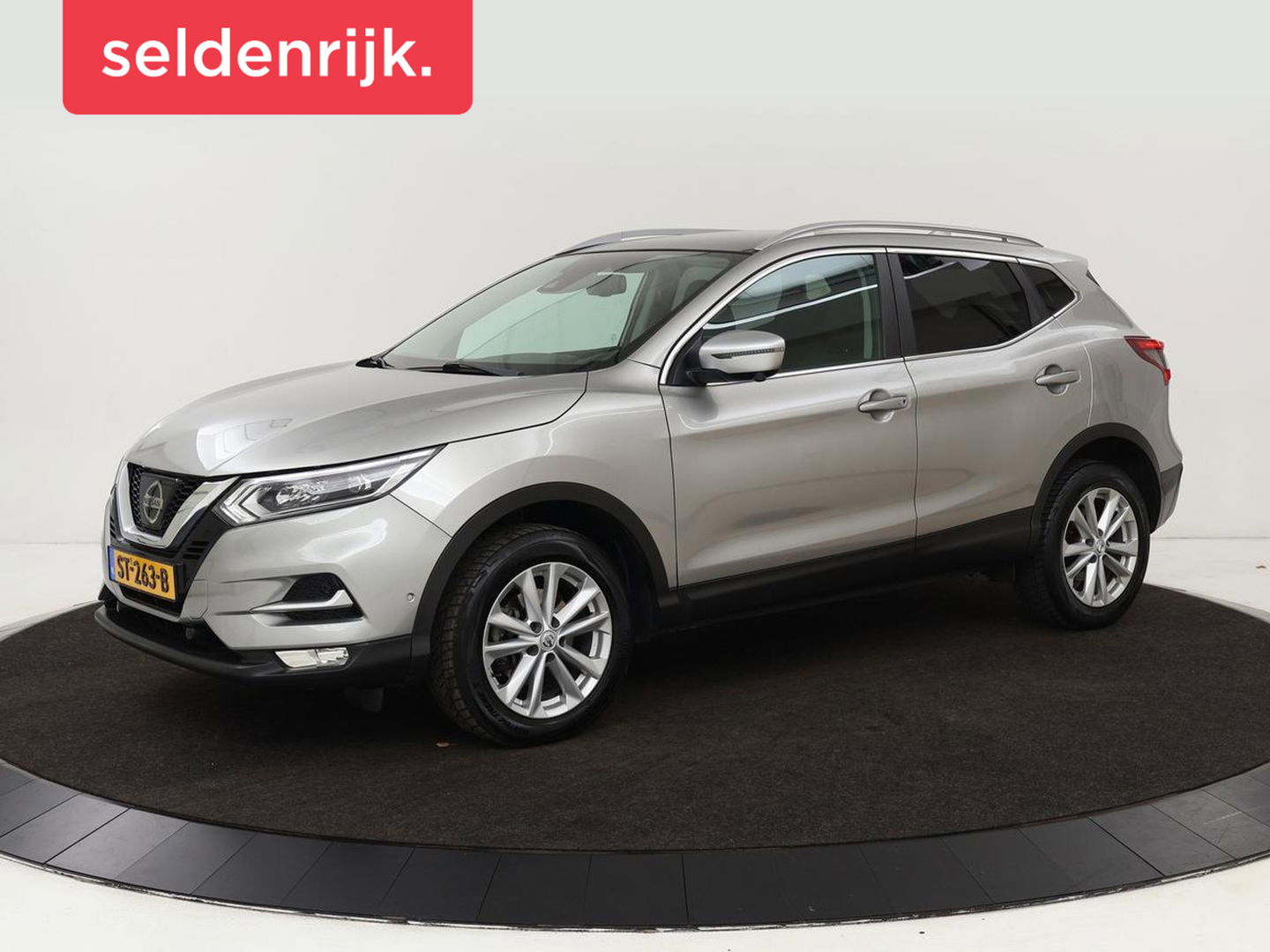 Nissan QASHQAI 1.2 Business Edition | Panoramadak | 360 Camera | Navi | Stoelverwarming | Cruise Control | Dodehoek Detectie | DAB | LMV