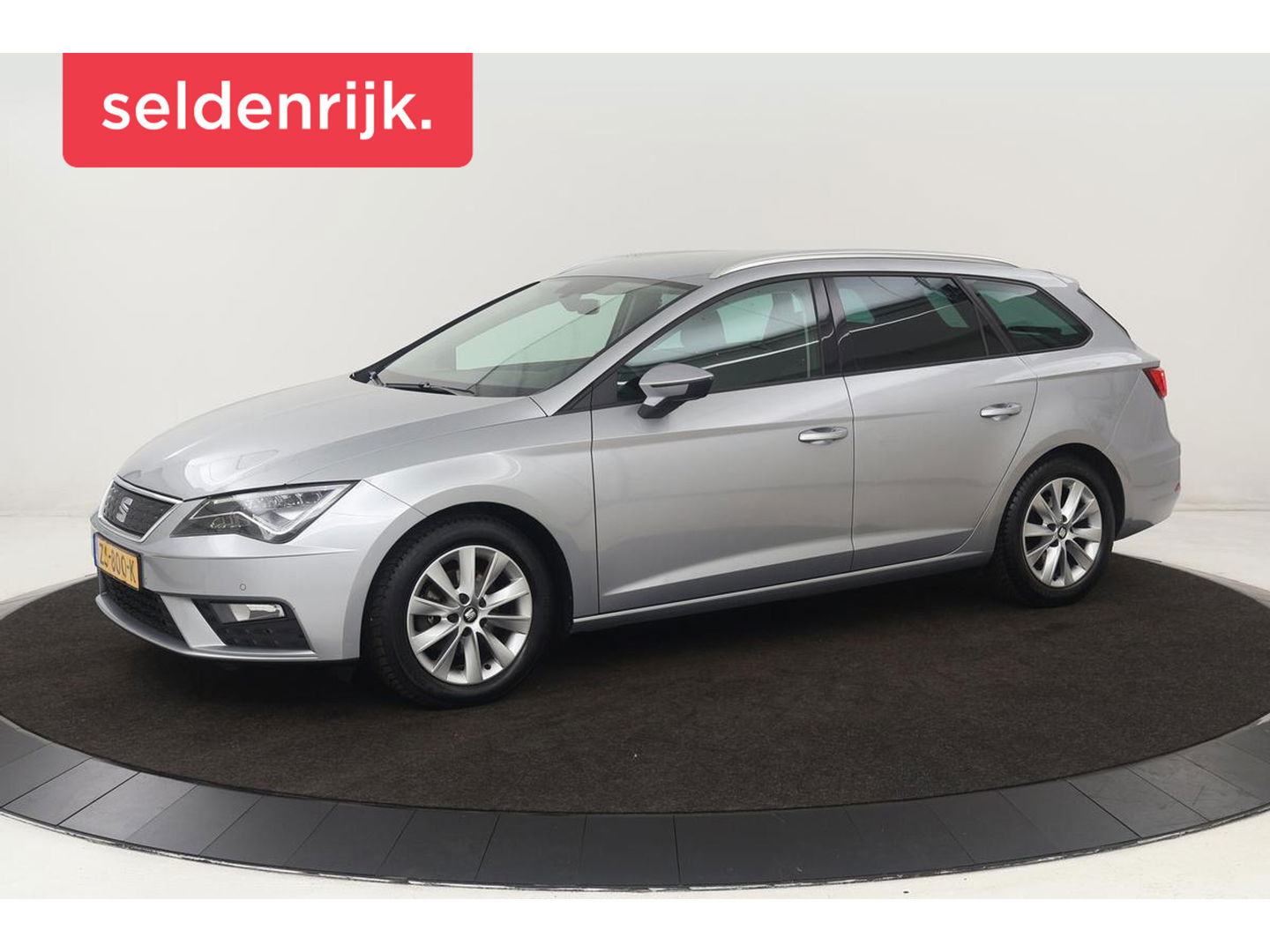 SEAT Leon 1.0 TSI Style | Full LED | Carplay | Keyless | Navigatie | Parkeerhulp | Climate control | Cruise control | Getint glas