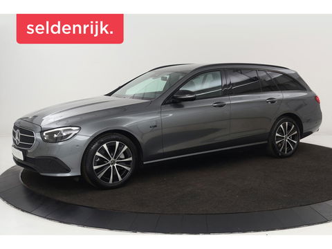 Mercedes-Benz E-Klasse 300e Avantgarde | Stoelverwarming | Carplay | Sfeerverlichting | Camera | Night Pack | Full LED | Half leder | Widescreen | Park Assist