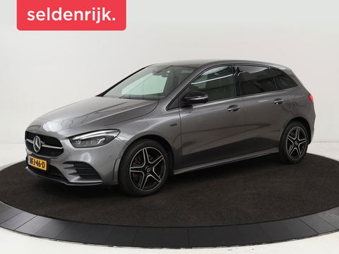 Mercedes-Benz B-Klasse 250e AMG Night | Stoelverwarming | Camera | Carplay | Sfeerverlichting | Leder/Alcantara | Full LED | Widescreen