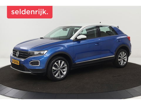 Volkswagen T-Roc 1.5 TSI Sport | Stoelverwarming | Full LED | Trekhaak | Navigatie | Climate control | PDC | Sportstoelen | Cruise control | Bluetooth